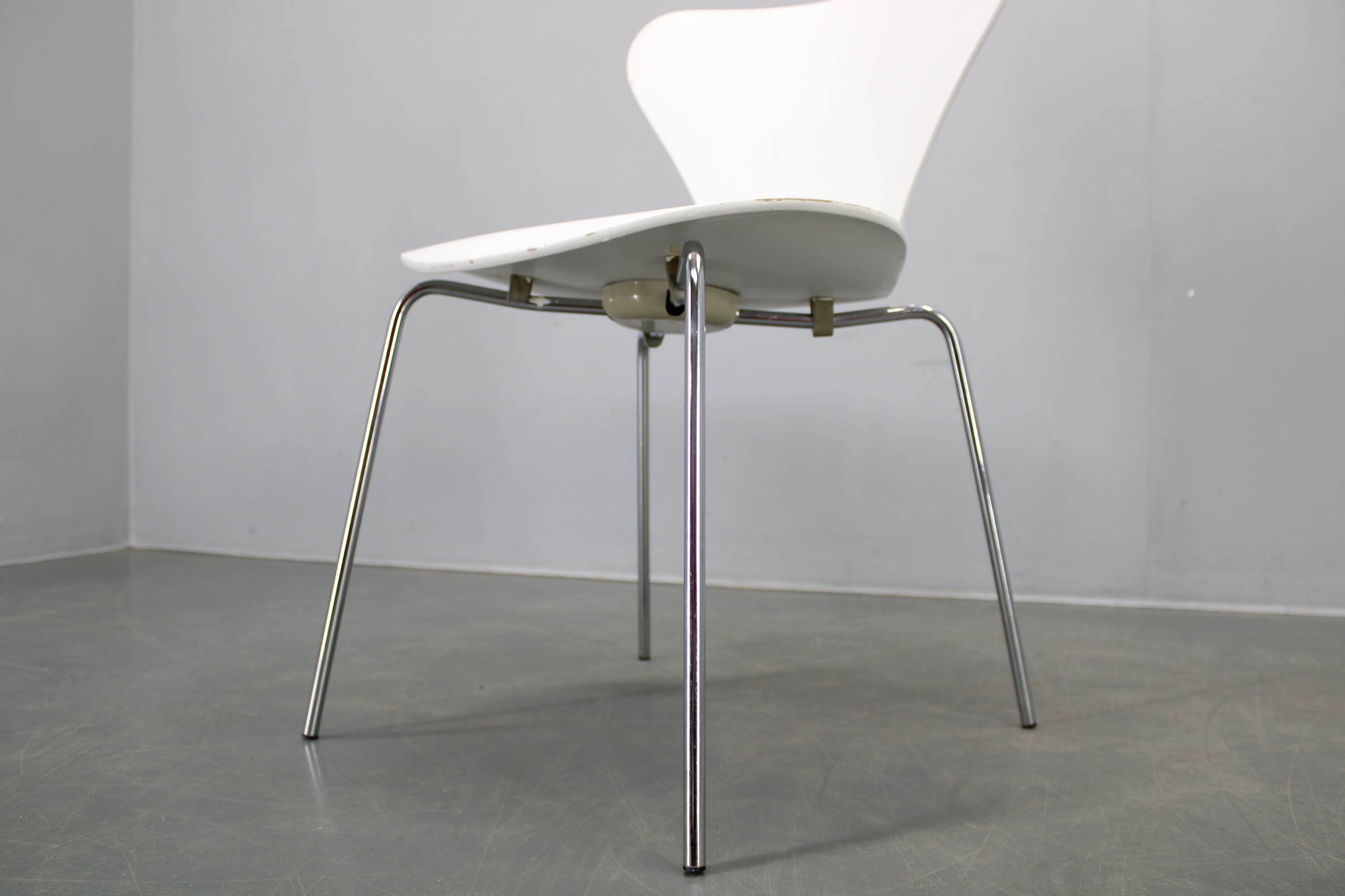 Pair of Series 7 chairs by Fritz Hansen, Denmark, 1970s