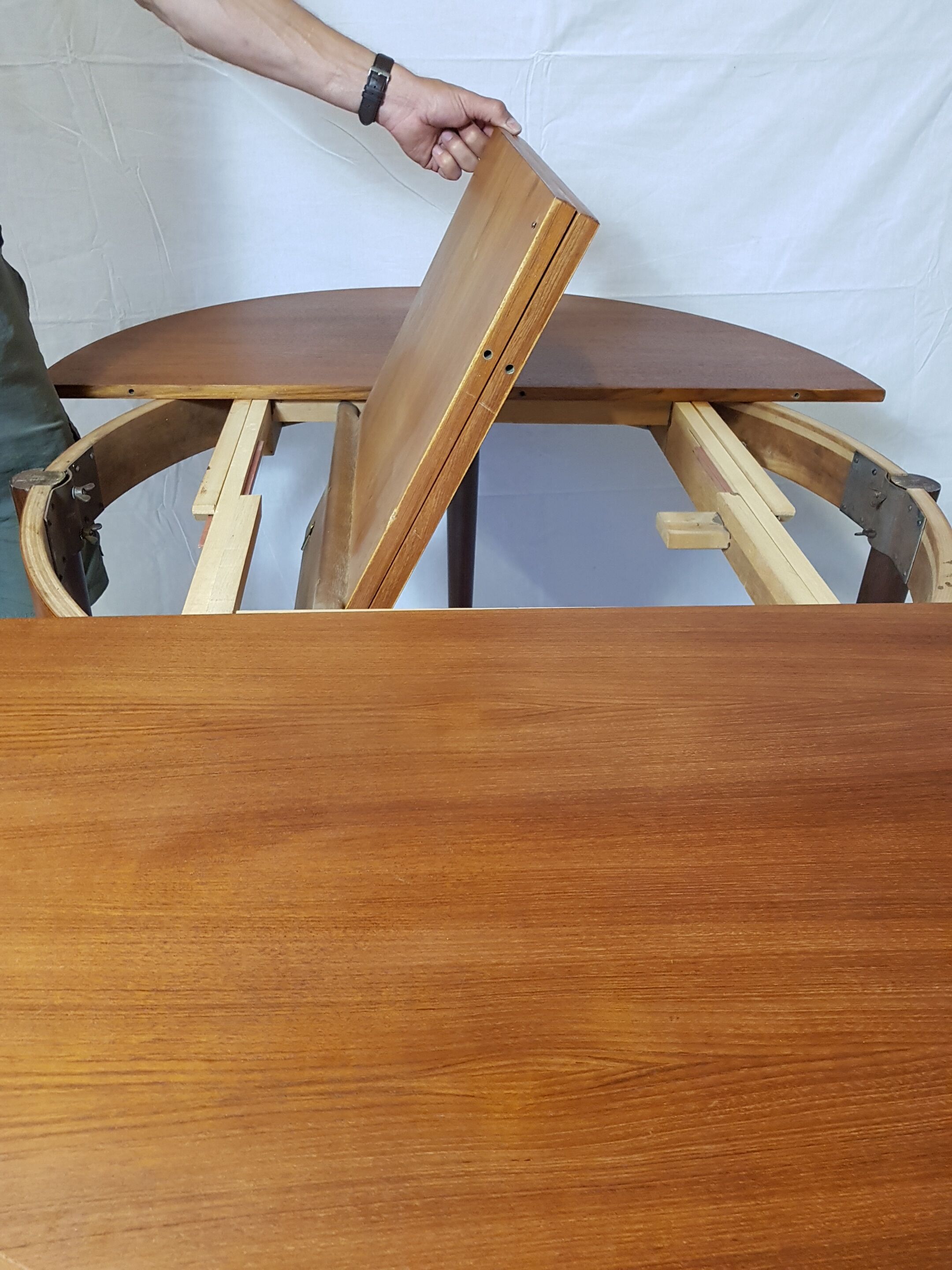 Danish teak dining table with extension cords 1960