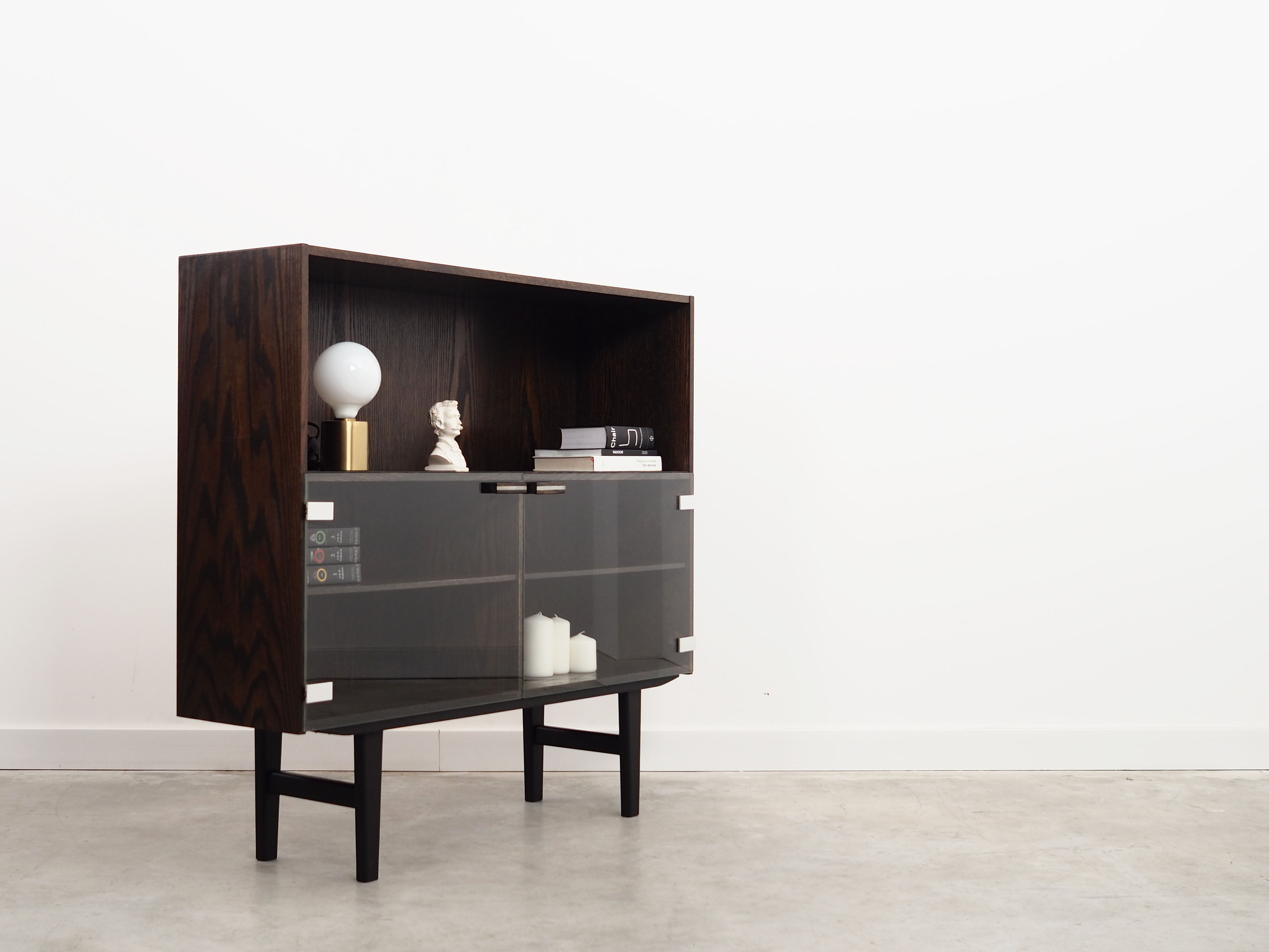 Oak bookcase, Danish design, 1970s, production: Denmark