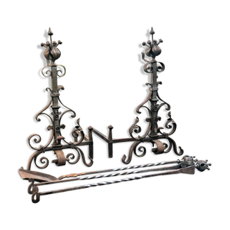Pair of neo-gothic chenets, art ironwork, with shovel and pliers