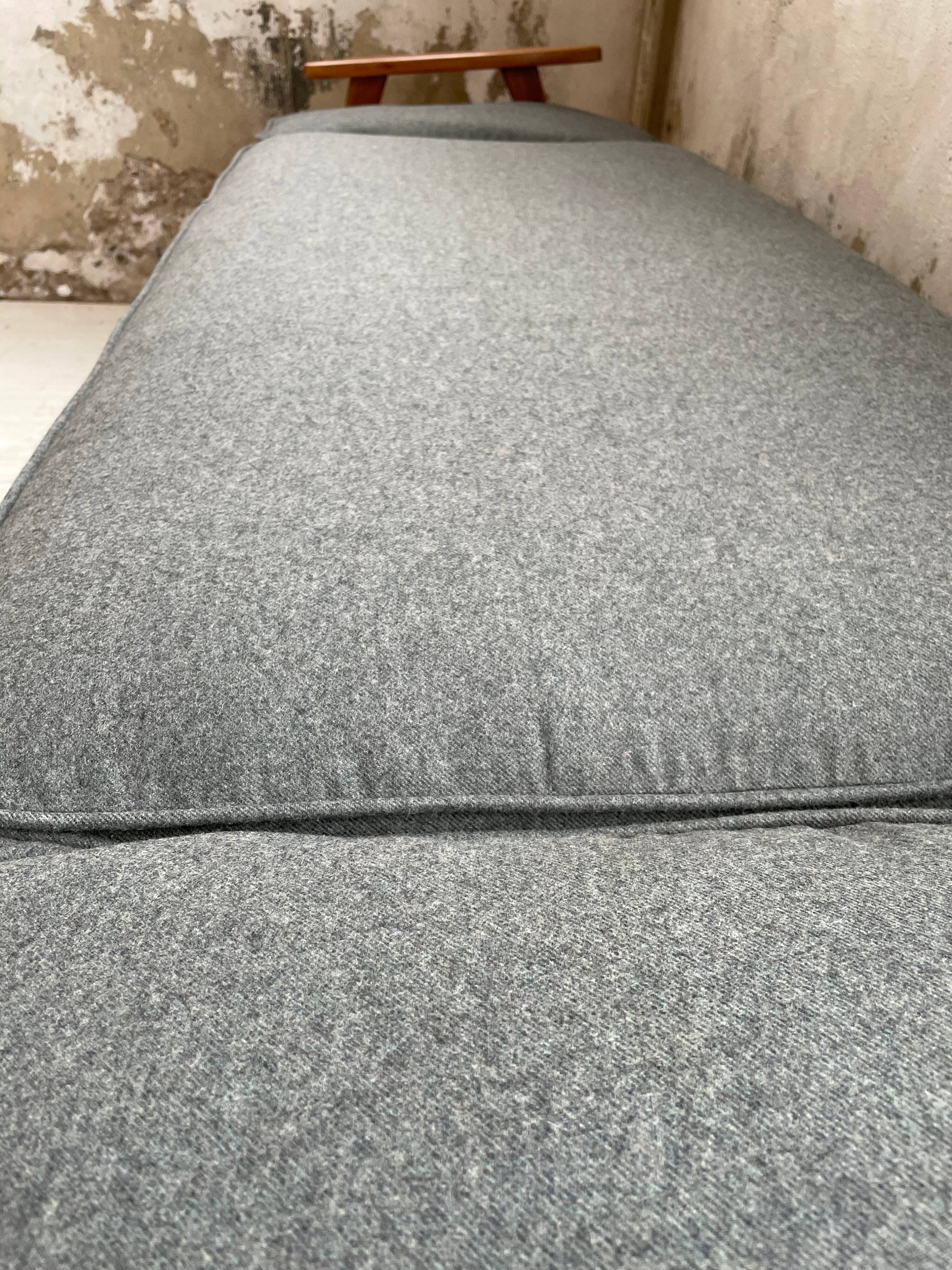 Daybed expandable Scandinavian 2-seater bench