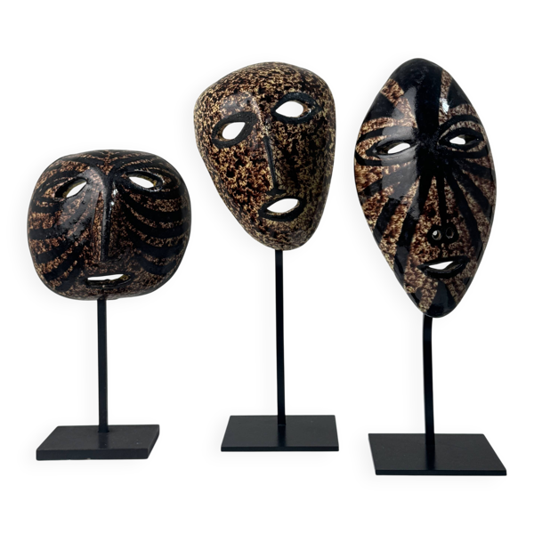 Ensemble de 3 masques en céramique des potiers d’Accolay — Beyit