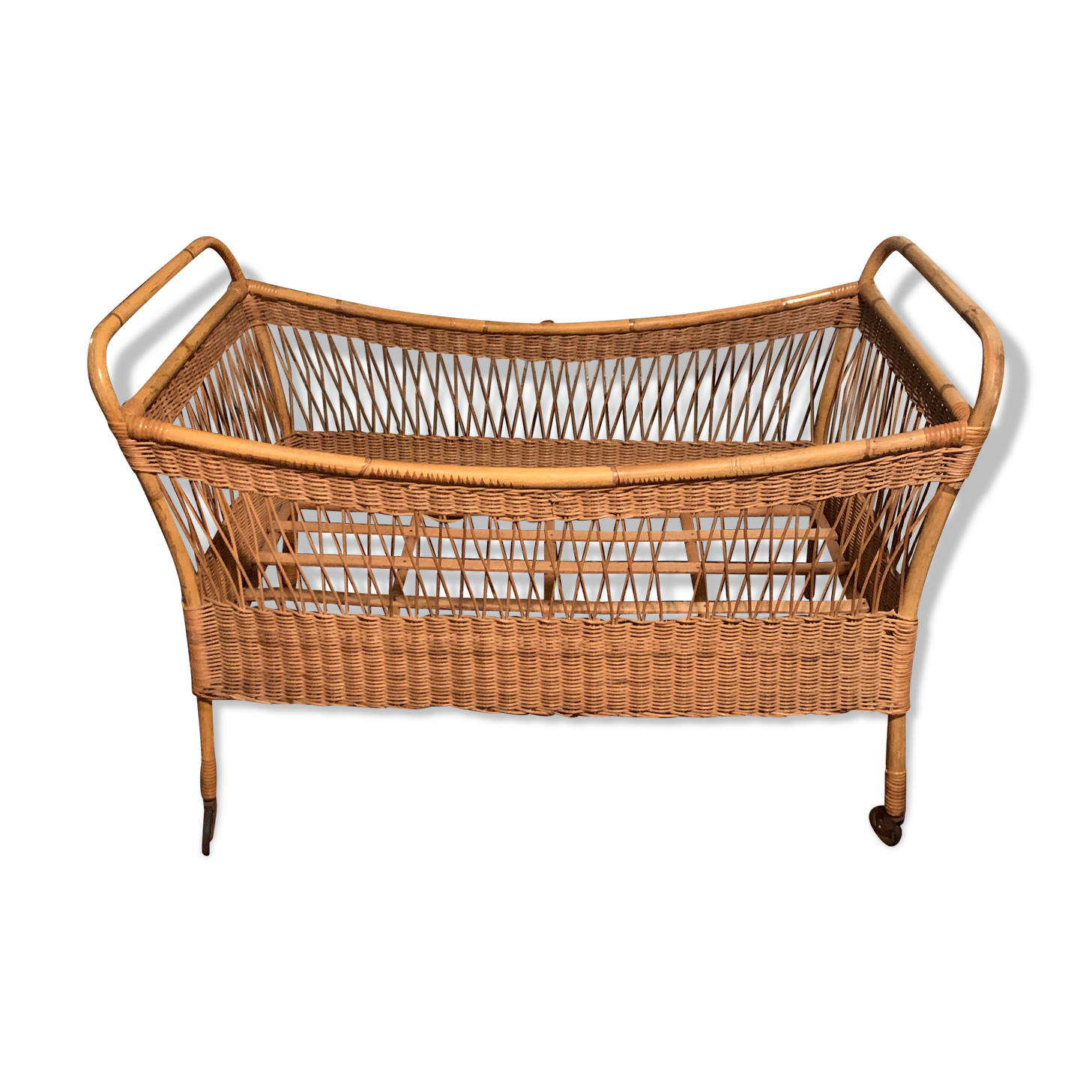Rattan crib 50s