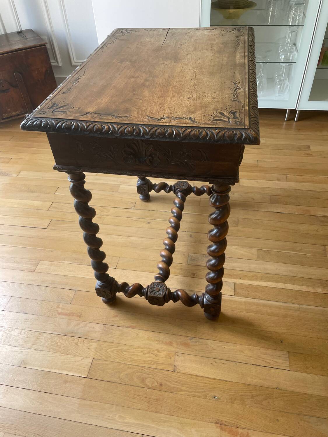 Louis XIII walnut desk – 19th century