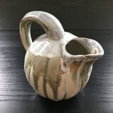Pitcher melon beige drips
