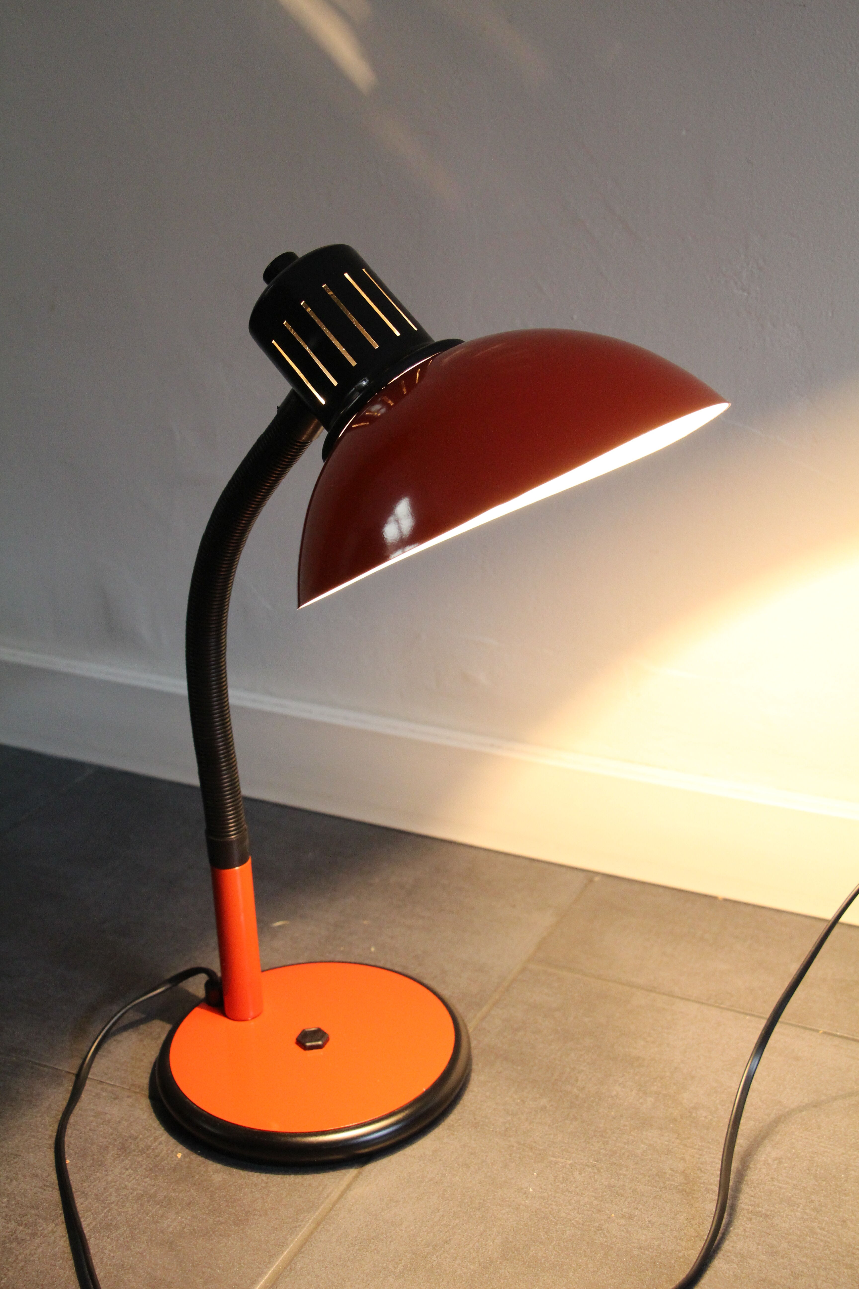 Aluminor desk lamp red 80's