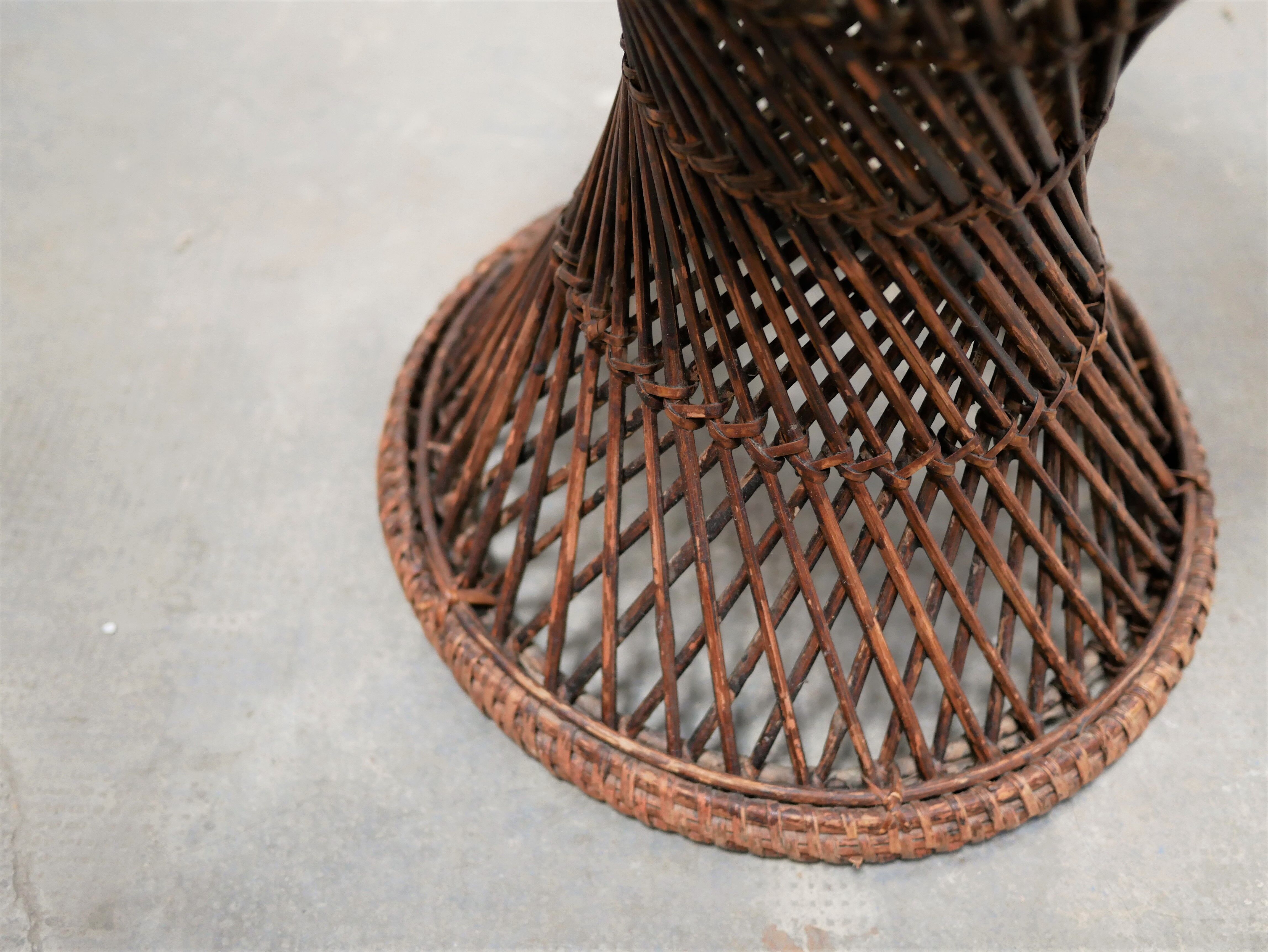 Table d'appoint diabolo vintage en rotin