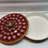 Plat en barbotine fraises