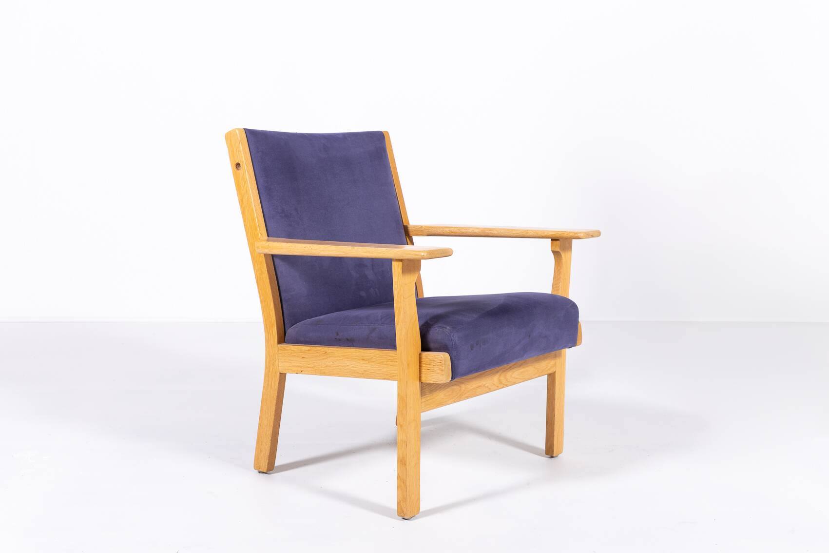 Scandinavian design armchair by Hans Wegner for Getama, 1980’s Denmark