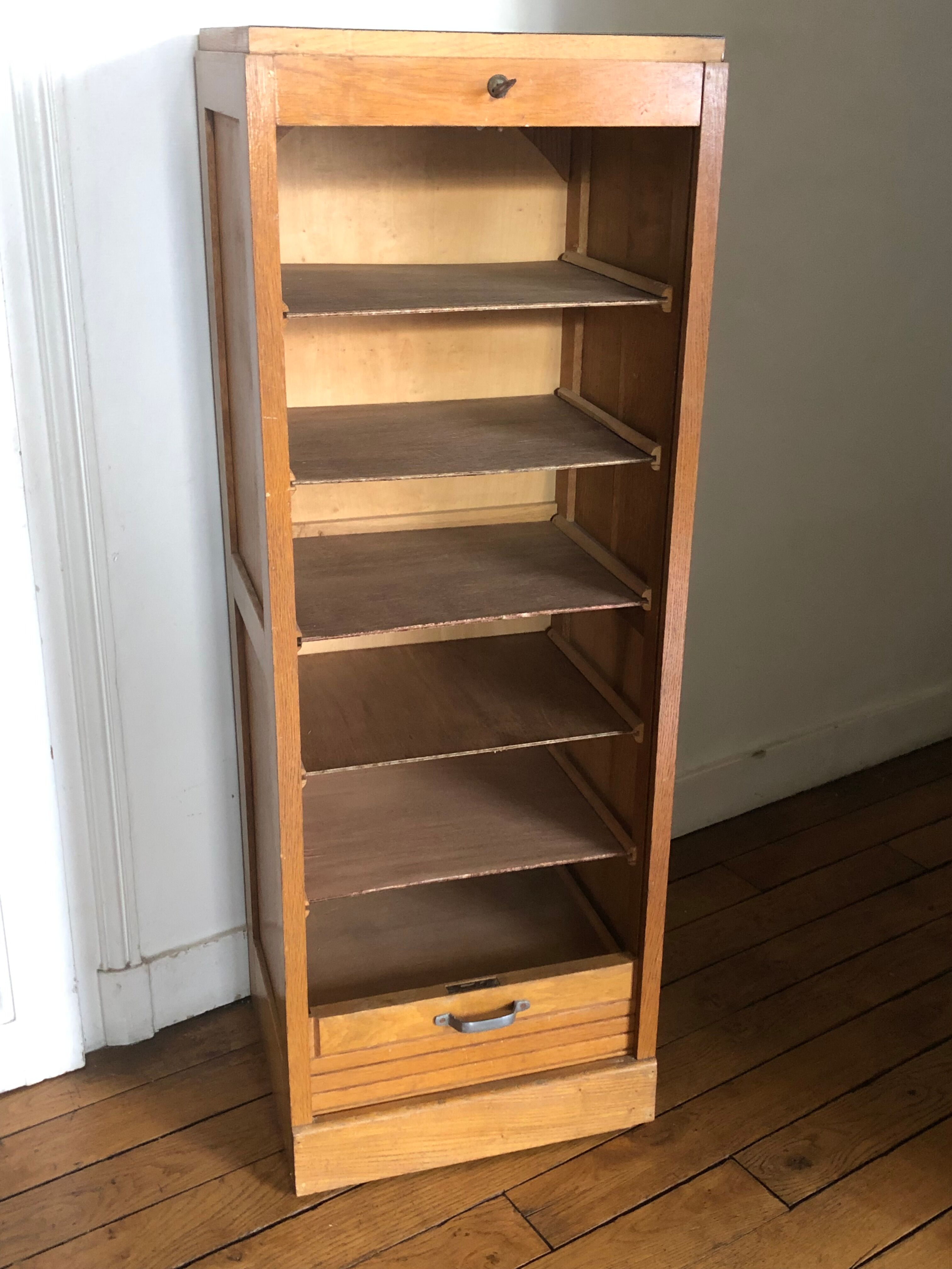 Curtain binder cabinet