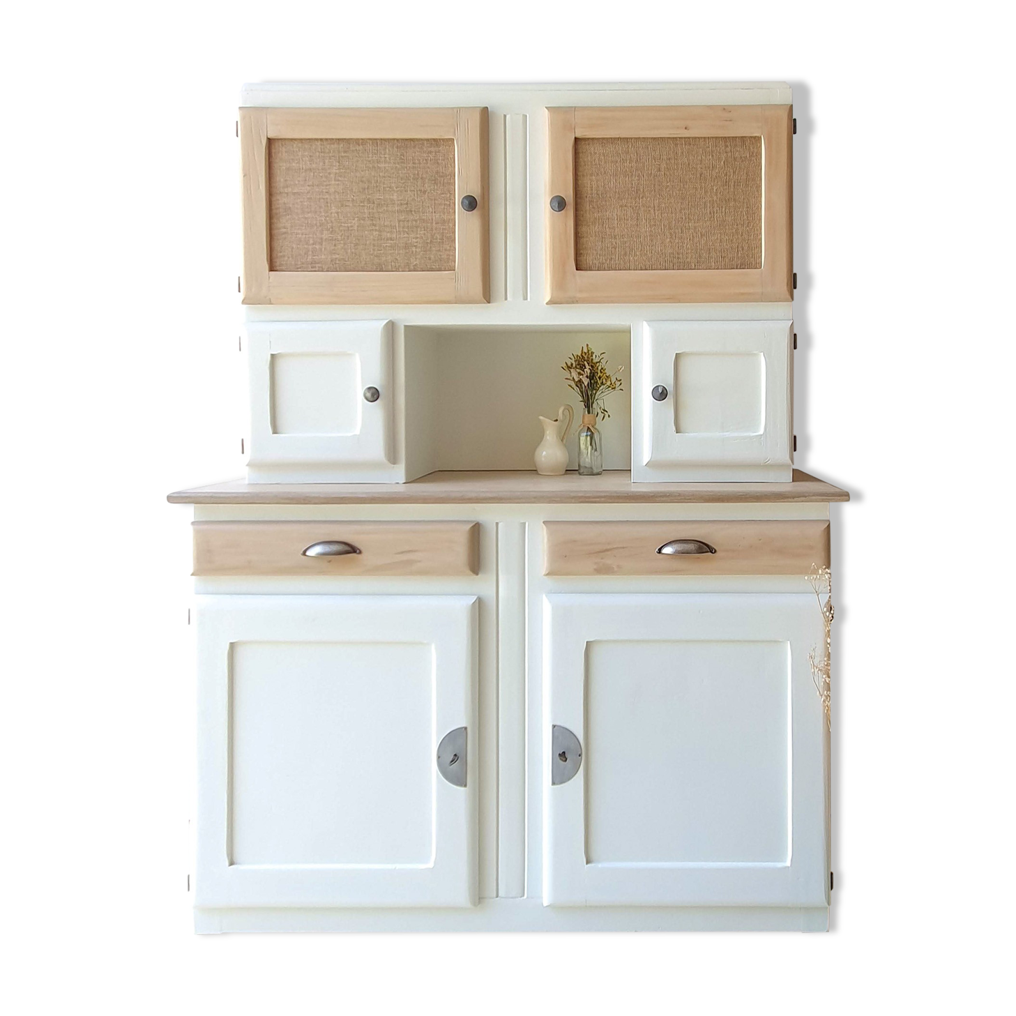 Buffet Mado restored