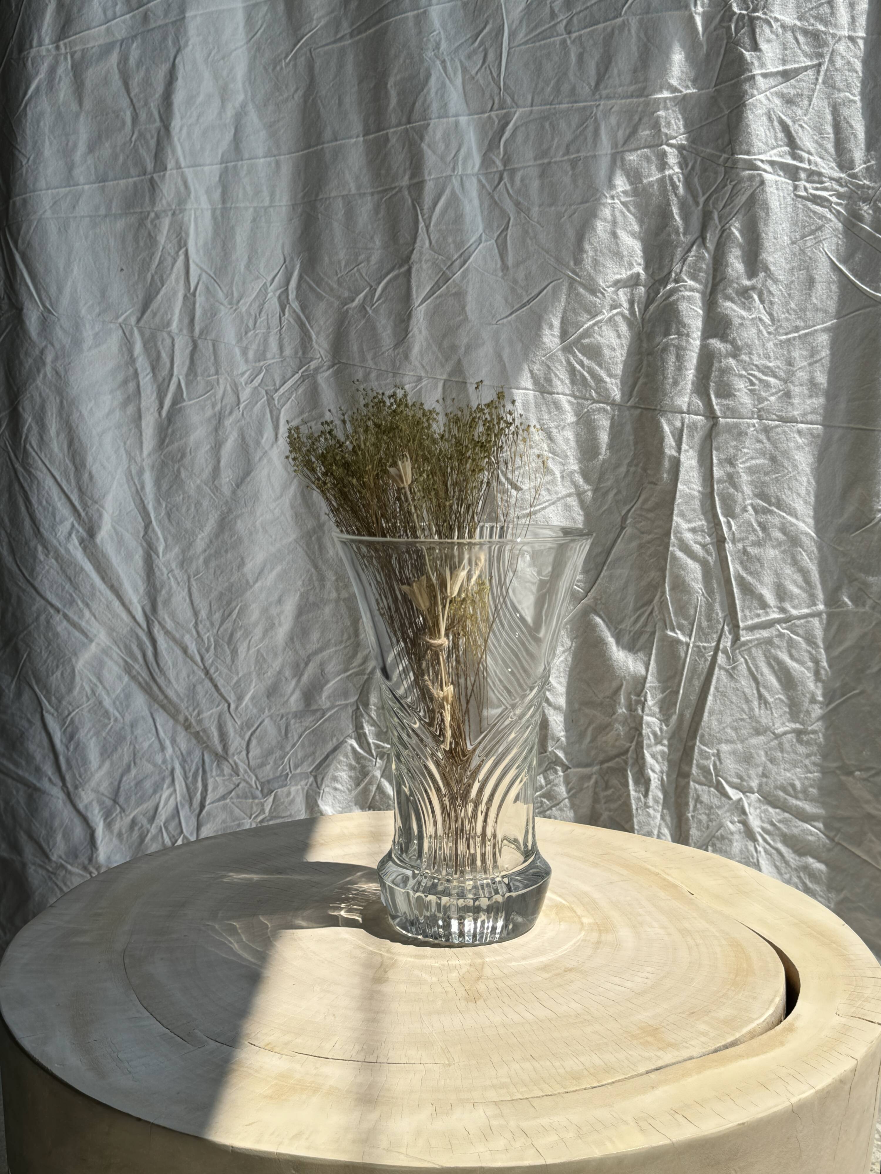 Large geometric glass vase H30