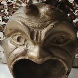 Ashtray/empty pocket devil's satyric head/diablotin, in bronze with golden patina. signed medina iran