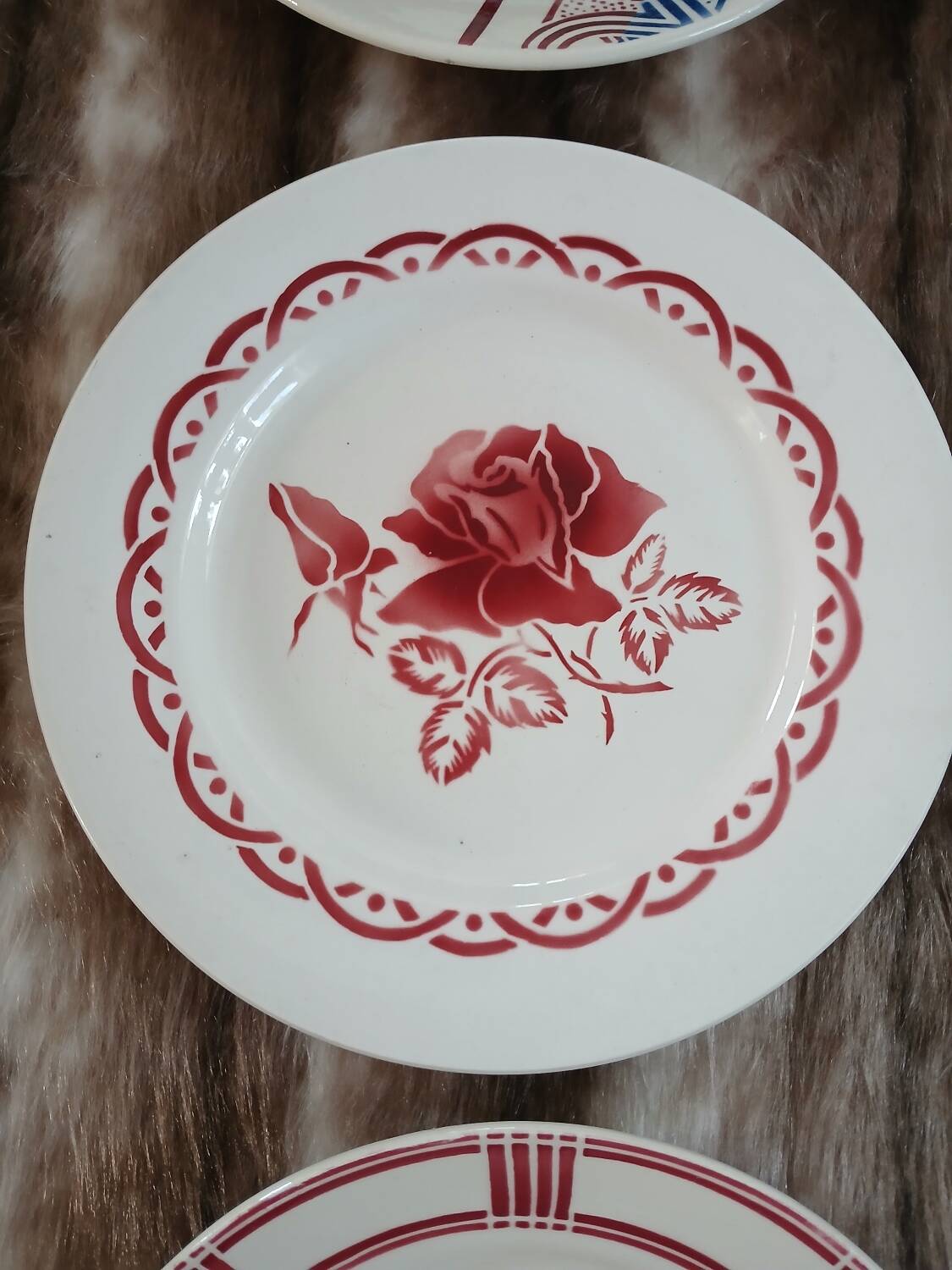 8 mismatched antique dinner plates