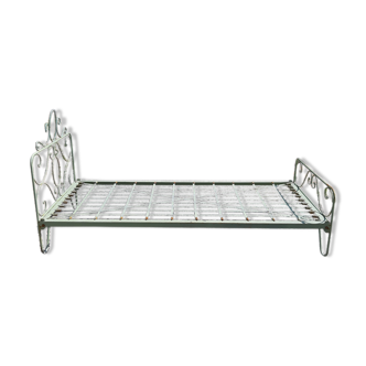 Forged iron bed 1900