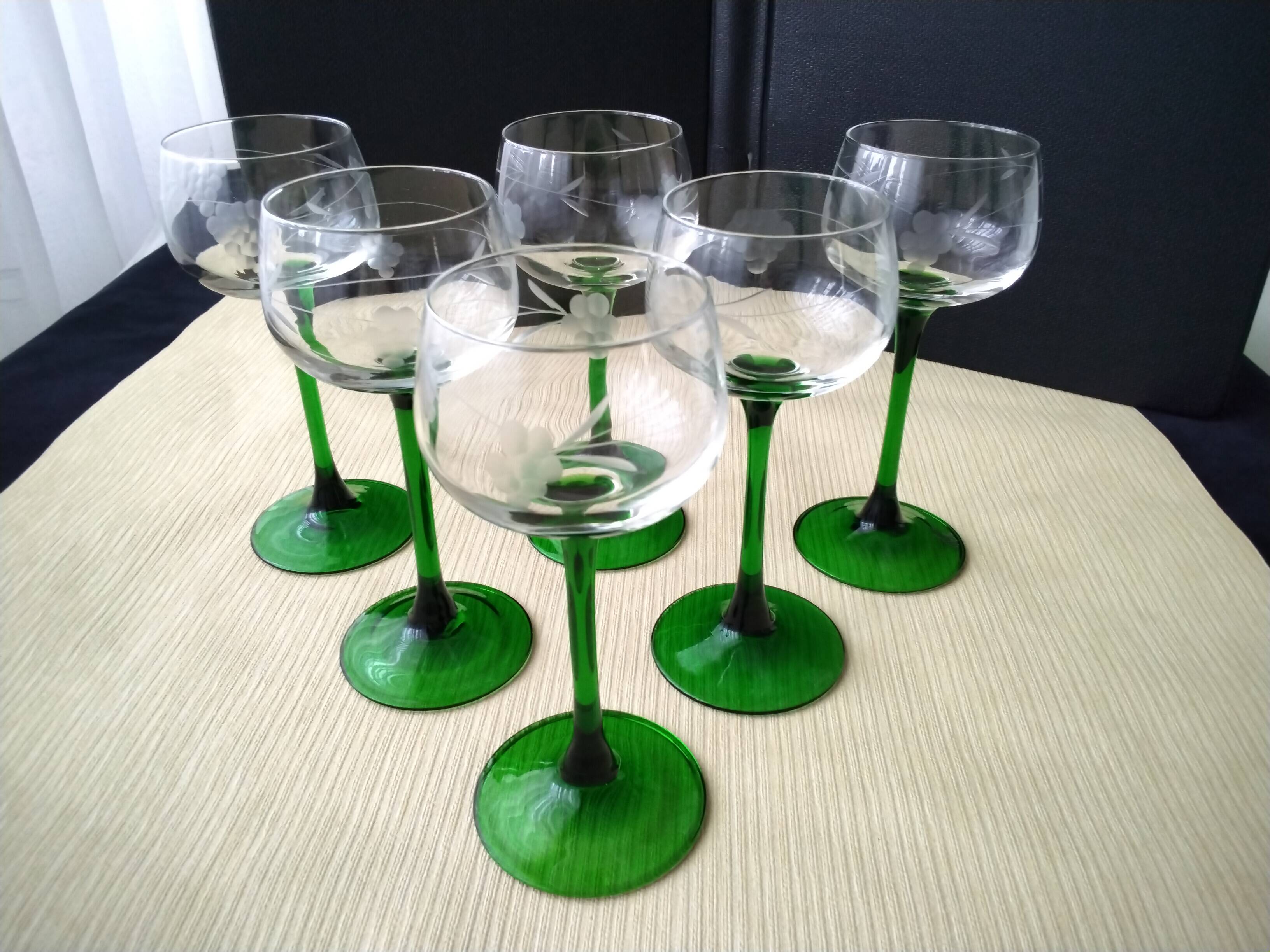 6 Alsace white wine glasses Ground floral decoration