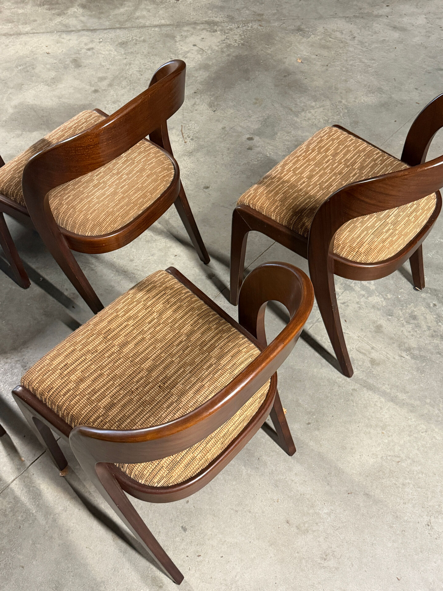 Set of 6 "Gondole" chairs by Baumann from the 1960s.