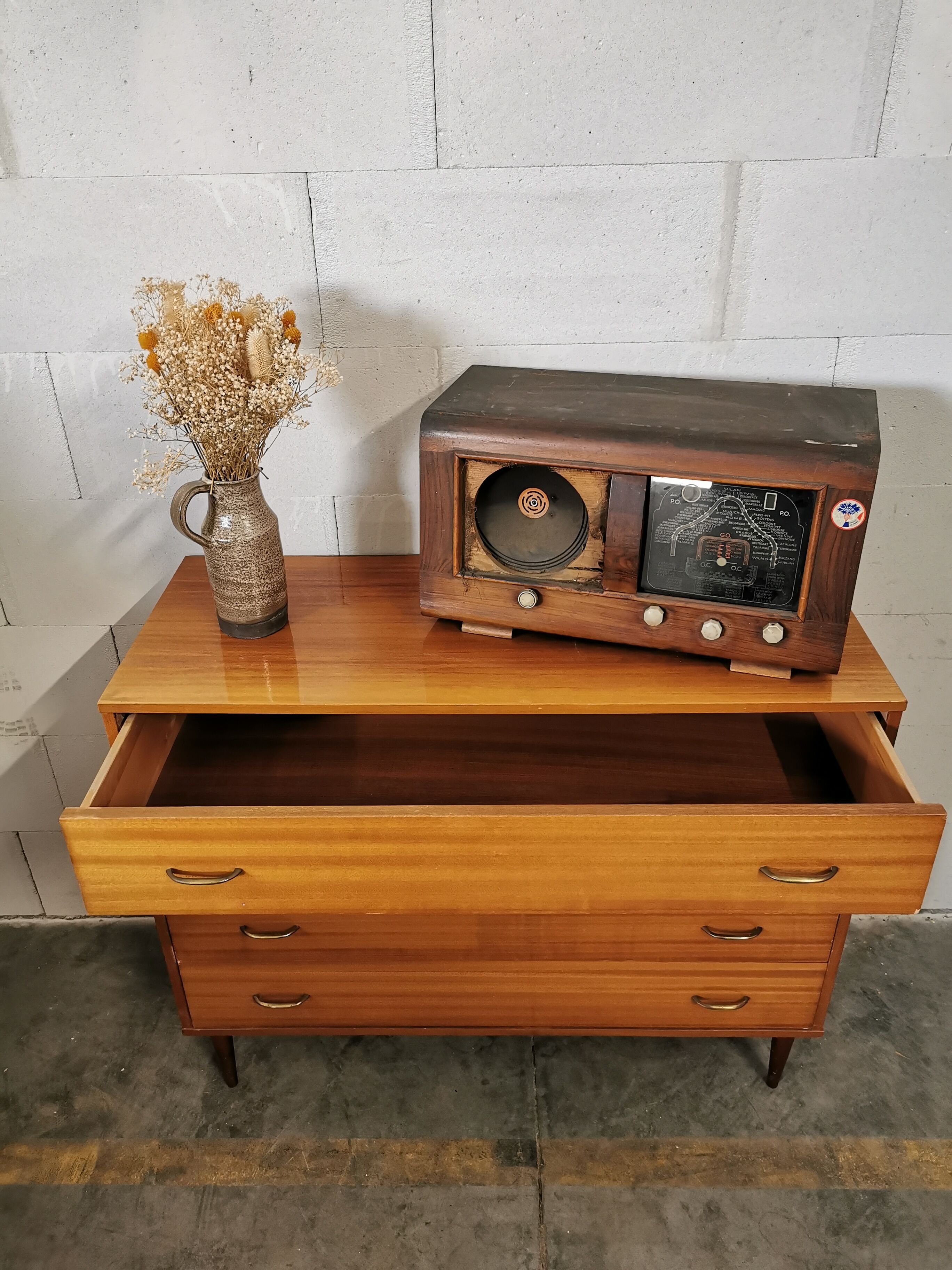 Vintage chest of drawers