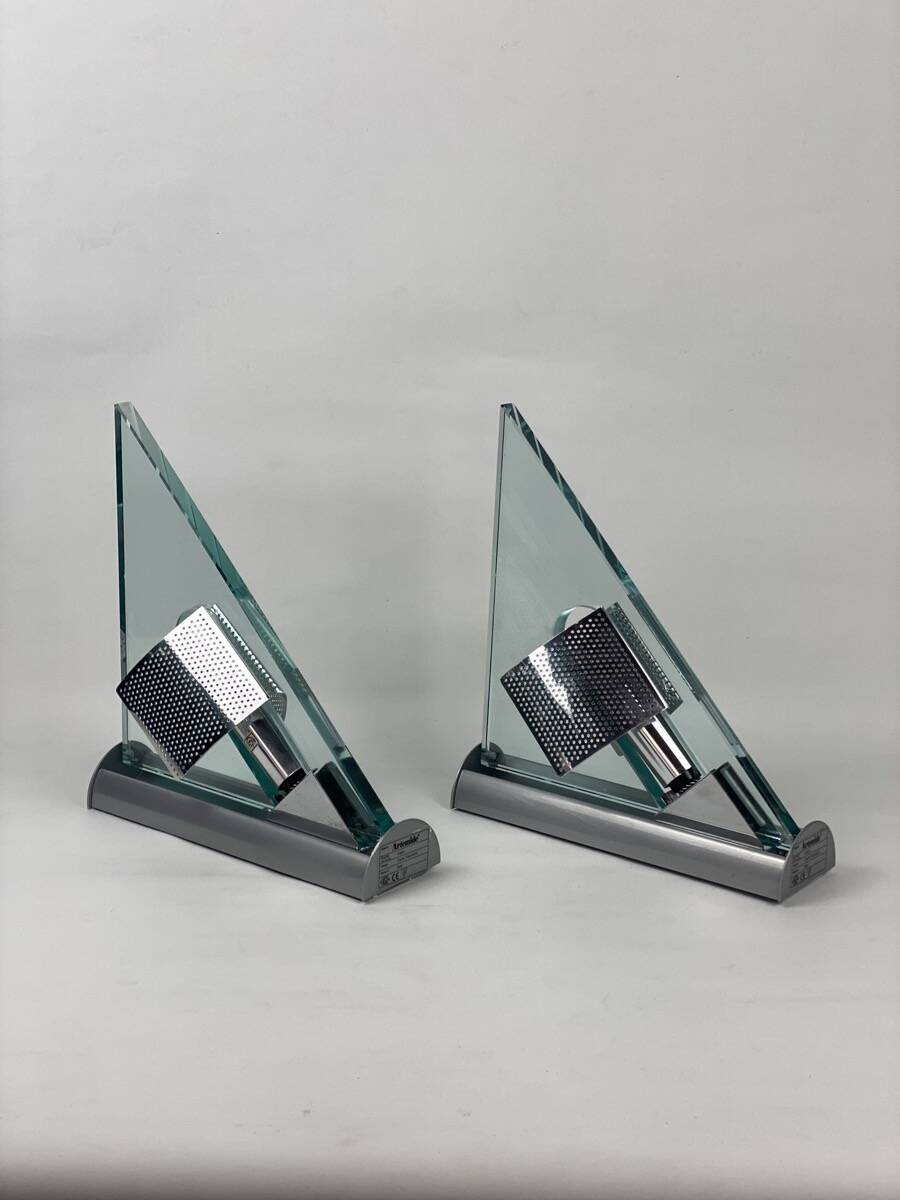 Pair of vintage Icaro wall lights by Carlo Forcolini for Artemide in glass and metal, 1986