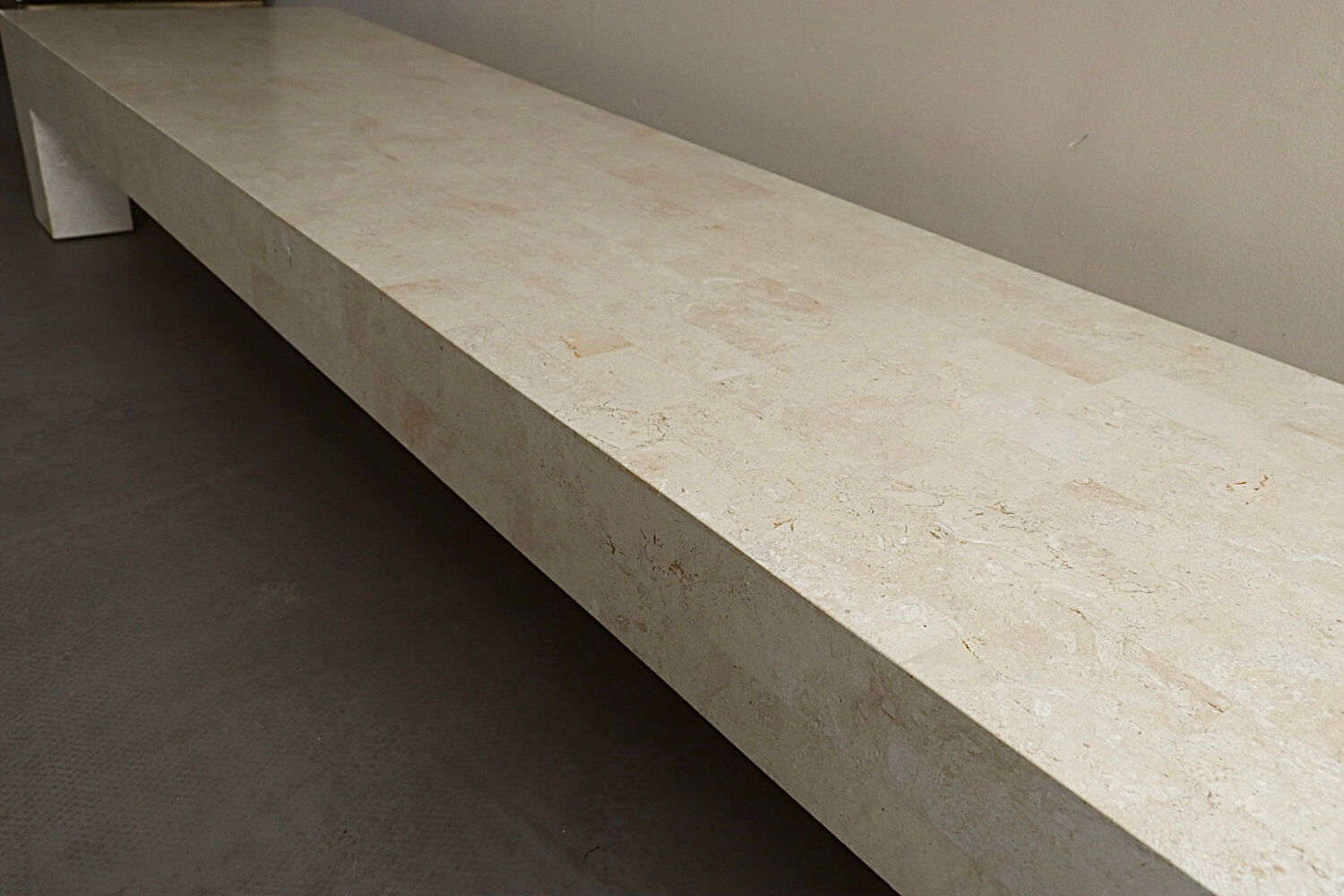 Coffee table in travertine inlay