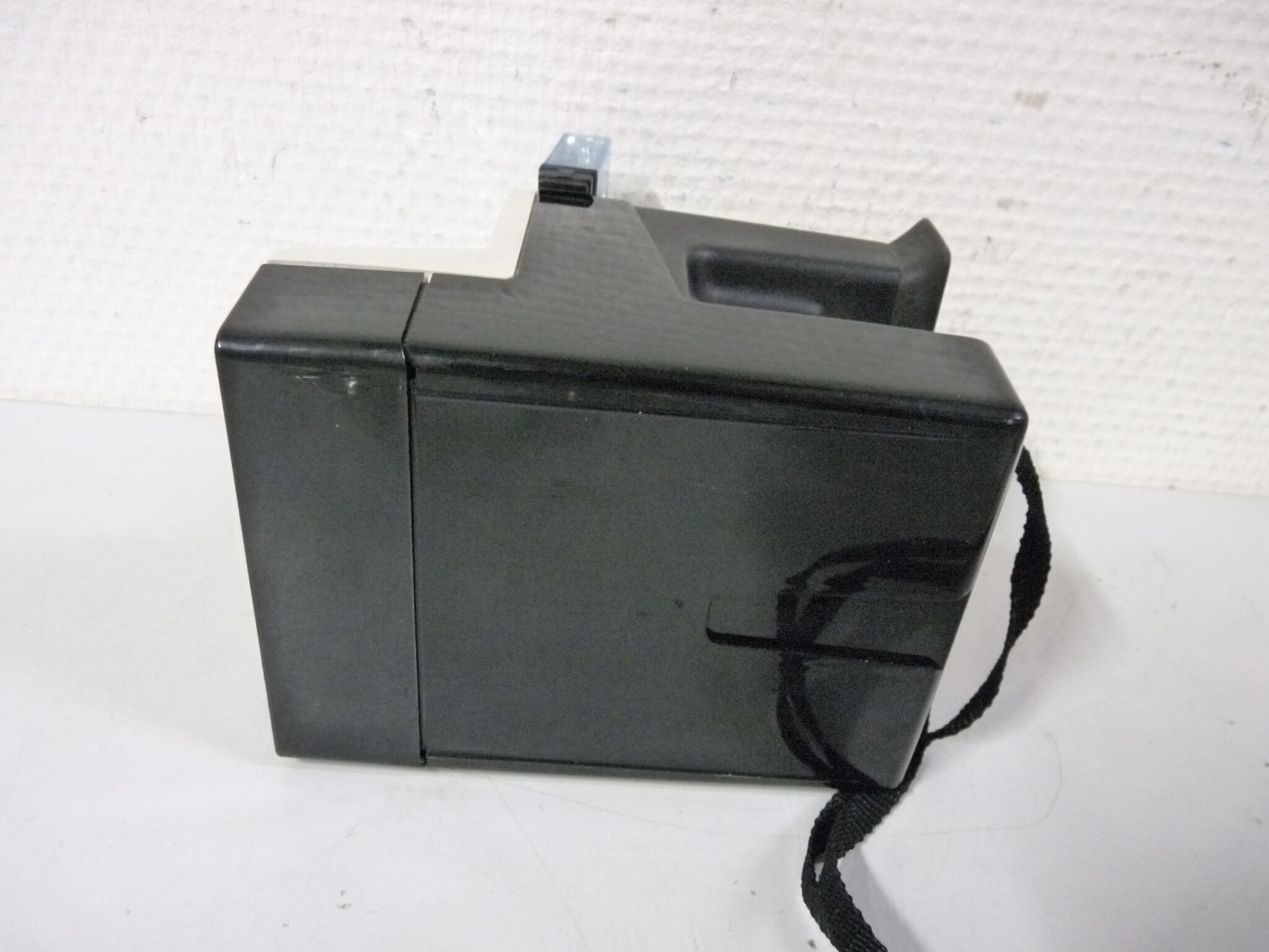 Polaroid 1000 land camera - flash