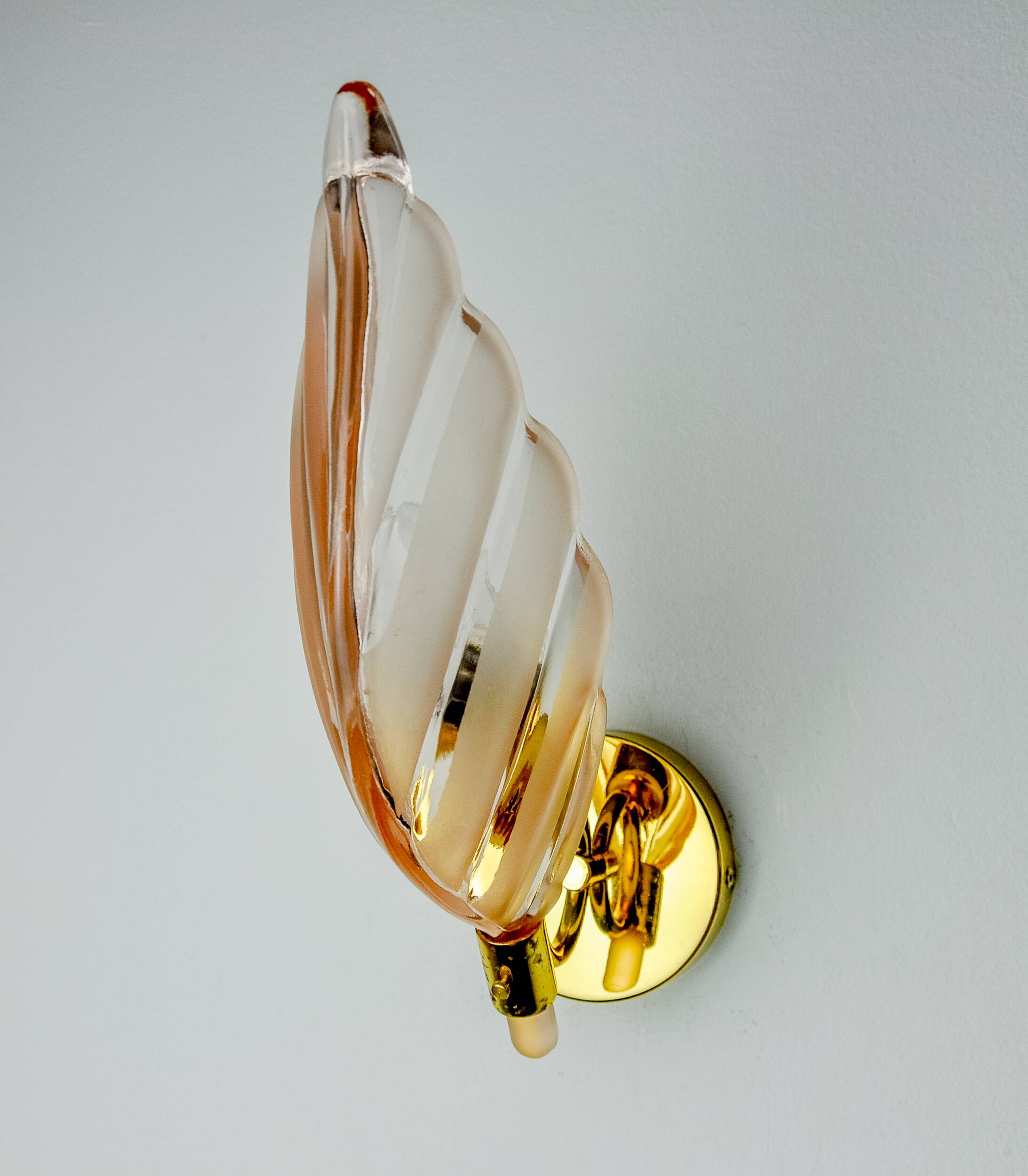 Floral wall lamp, pink murano glass, Italy, 1970