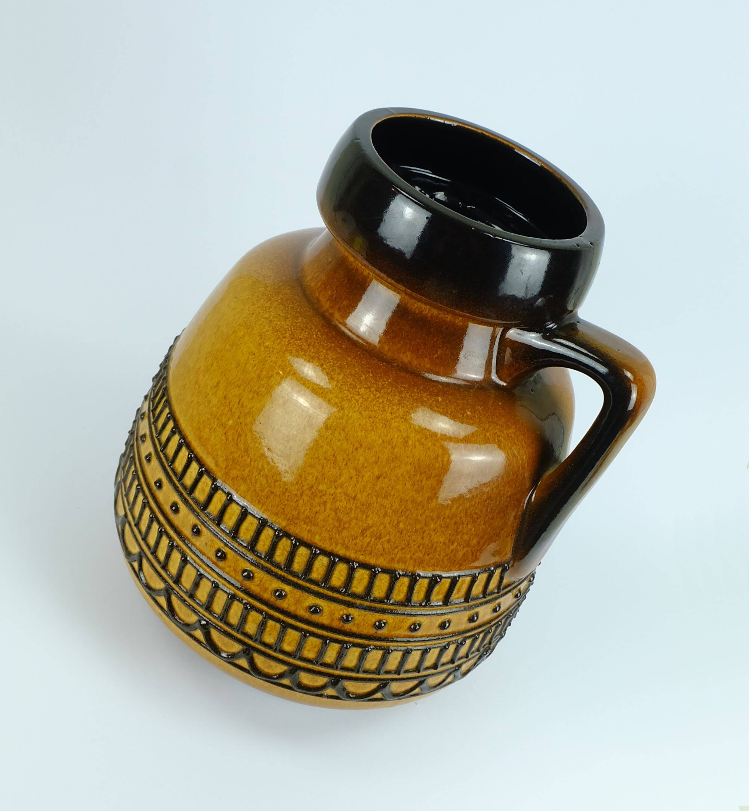 huge 60's VASE jug model 88 35 amber and brown with black abstract pattern