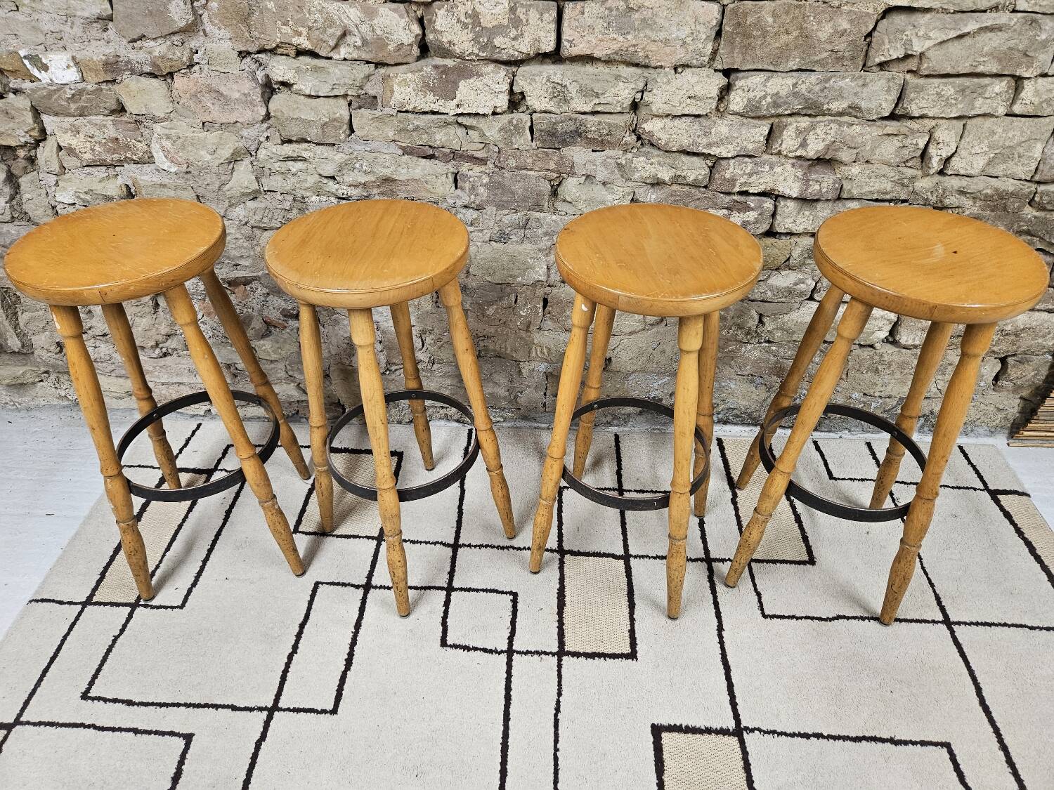 Set of 4 vintage bar stools 1970"