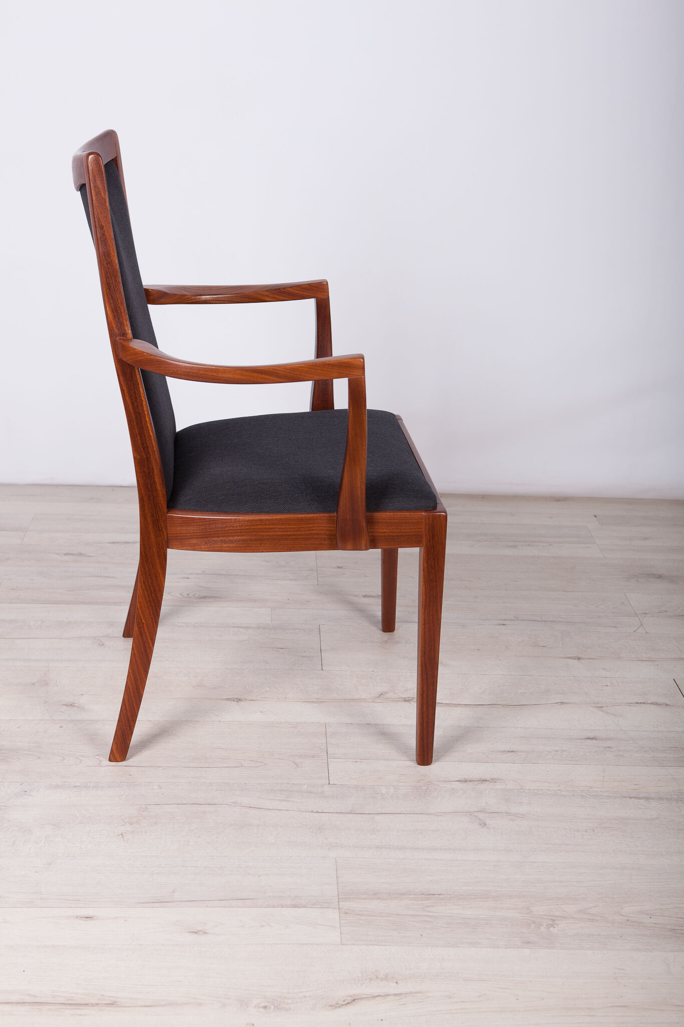 Set of 6 mid-century teak dining chairs by Leslie Dandy for G-Plan, 1960s
