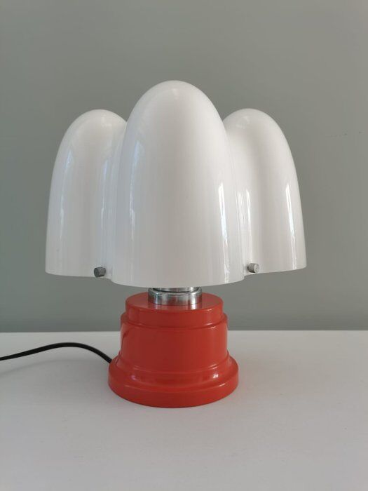 Vintage Italian table lamp