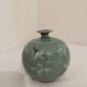Vase céladon en porcelaine ancien traditionnel coréen