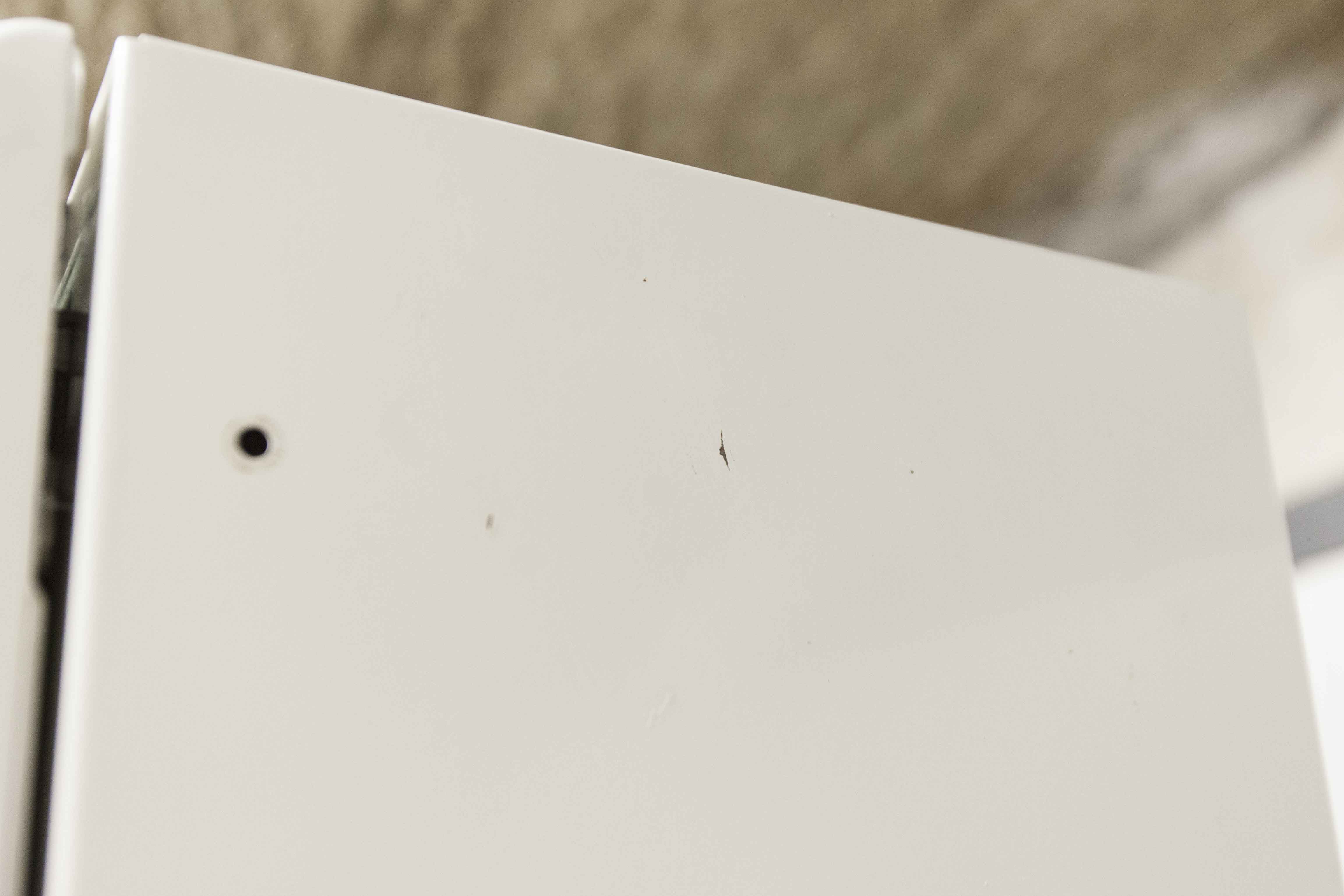 Bathroom cabinet in white metal 1960