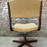 Scandinavian style swivel office chair