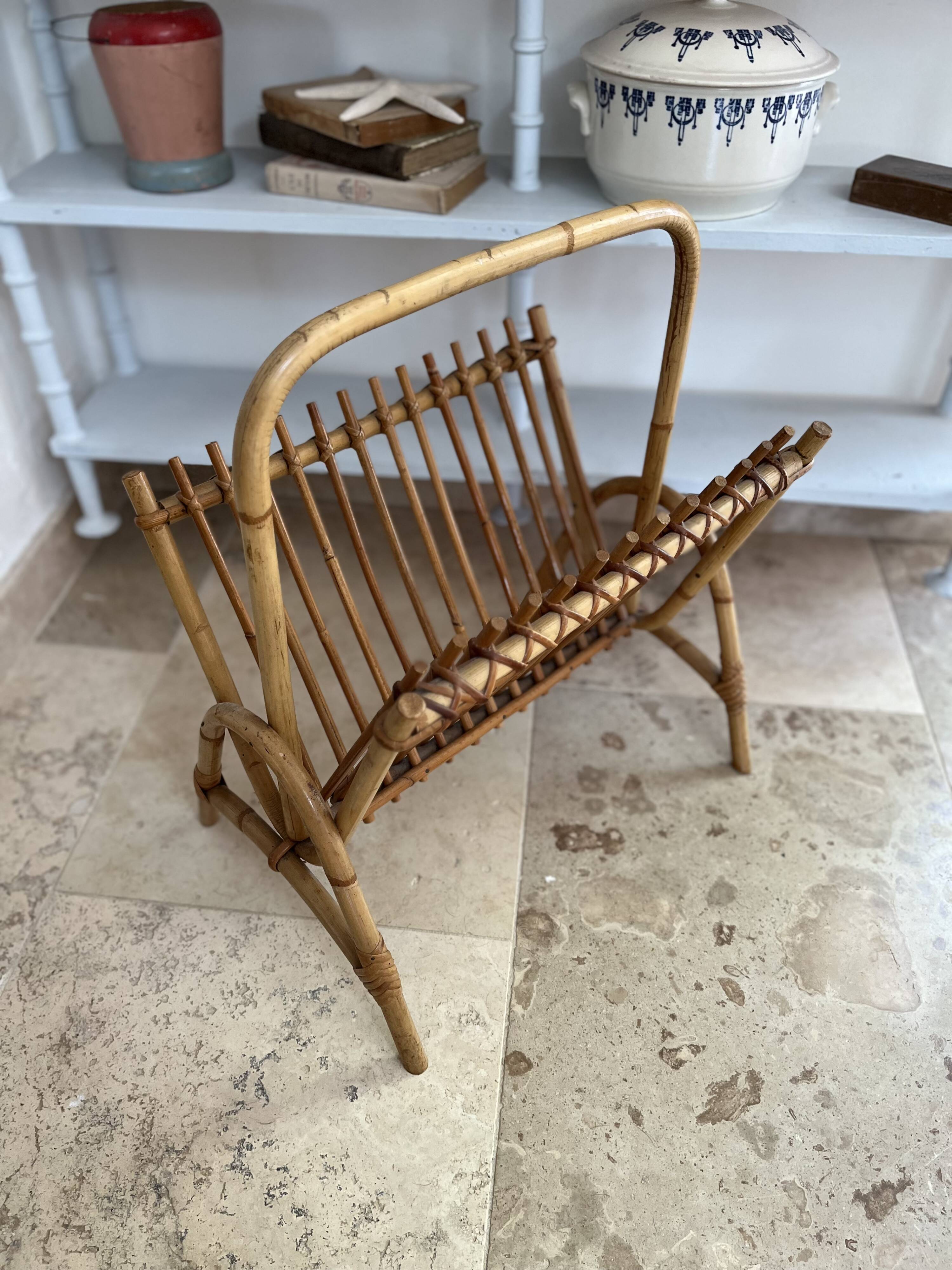 70s magazine rack in rattan & bamboo