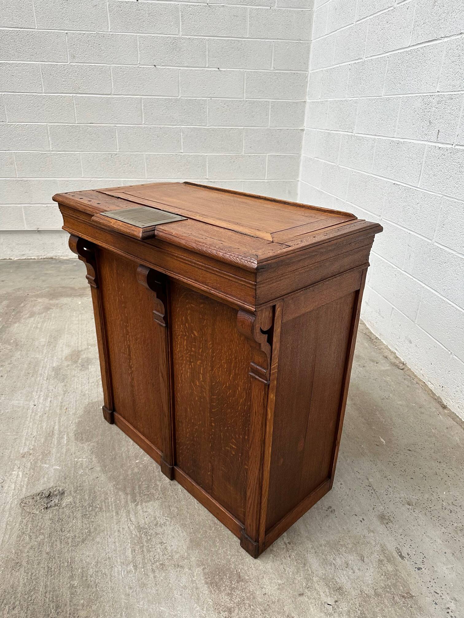 Late 19th century oak reception counter
