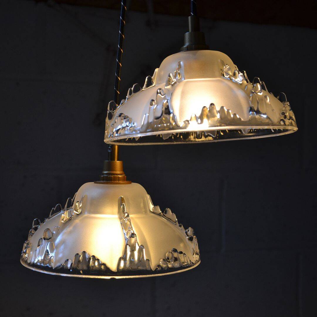 Ezan glass pendant light