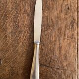 One-piece stainless knives