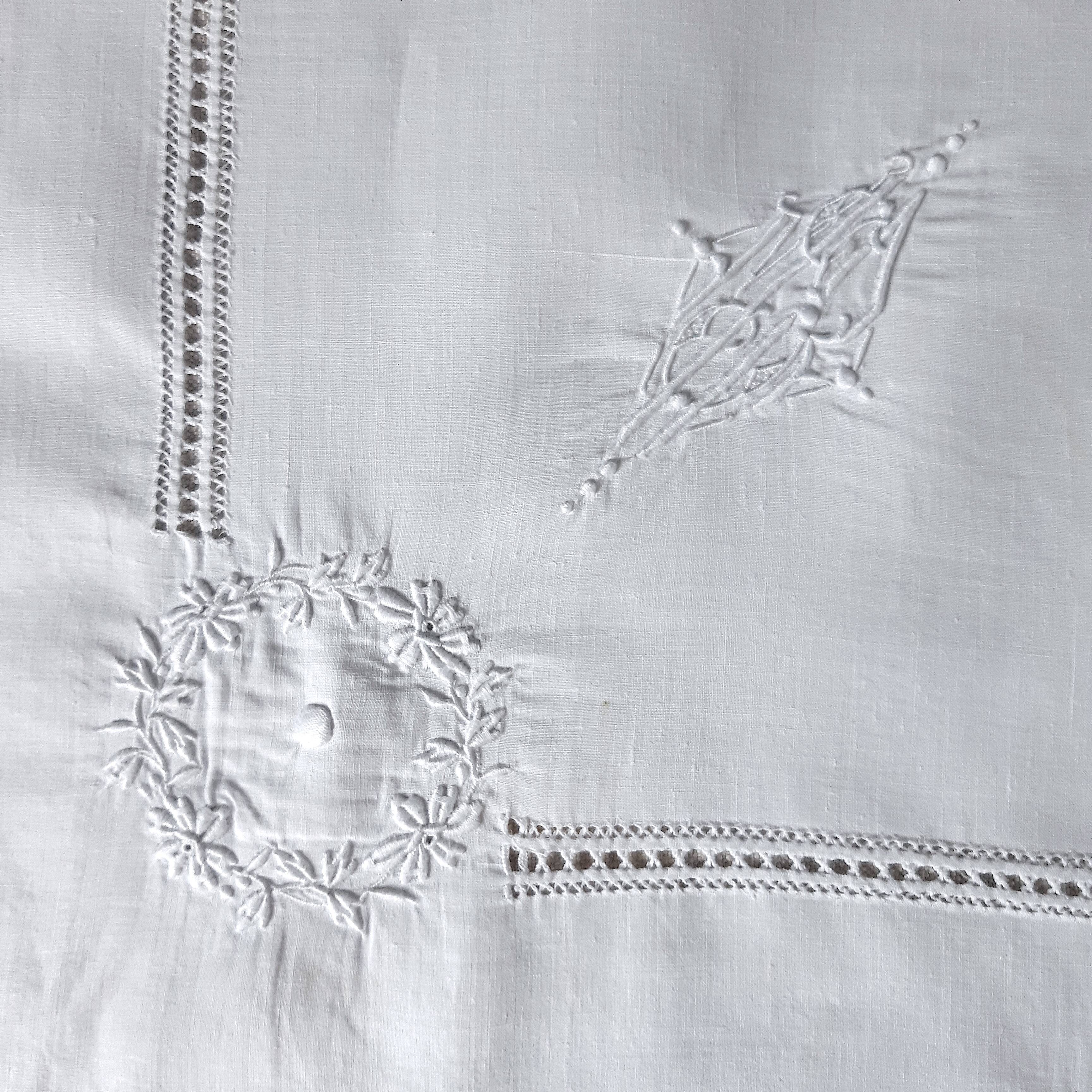 8 pure embroidered thread towels and monogrammed MR