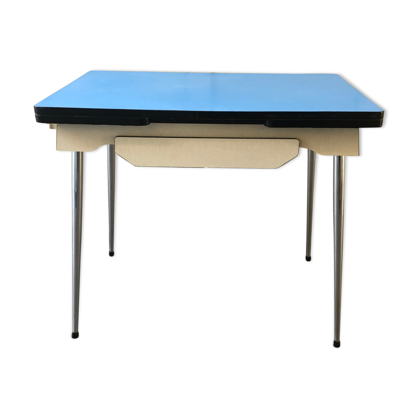 Formica table