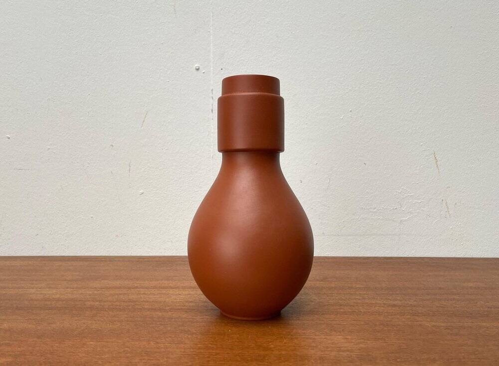 Minimalist German vase from the mid-century, Wormser Terra-Sigillata pottery, 1960s.