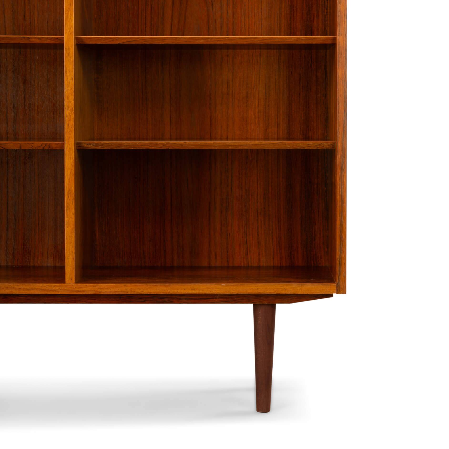 Rosewood Bookcase made by Hundevad & Co, 1960s