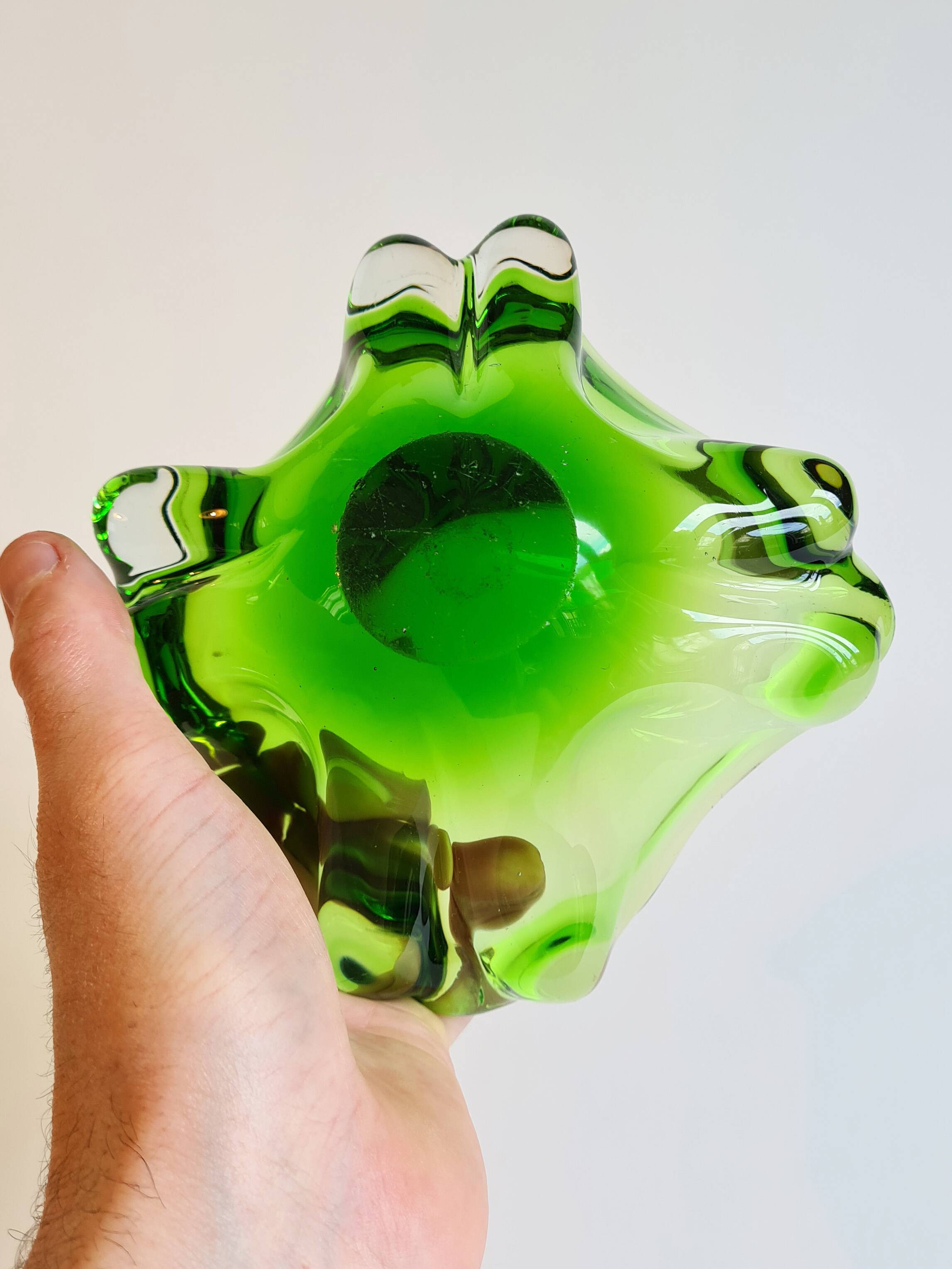 Vide-poche Murano “Vaseline” des Années 70 – Verre d’Uranium Vert Phosphore