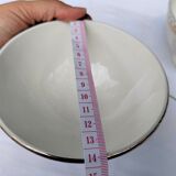 Pair of porcelain bowls