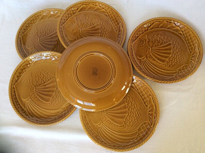Lot de 6 assiettes poisson Gien céramique ocre ambré années 1960