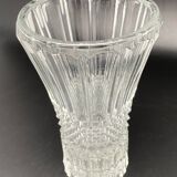 Medium-sized worked glass vase