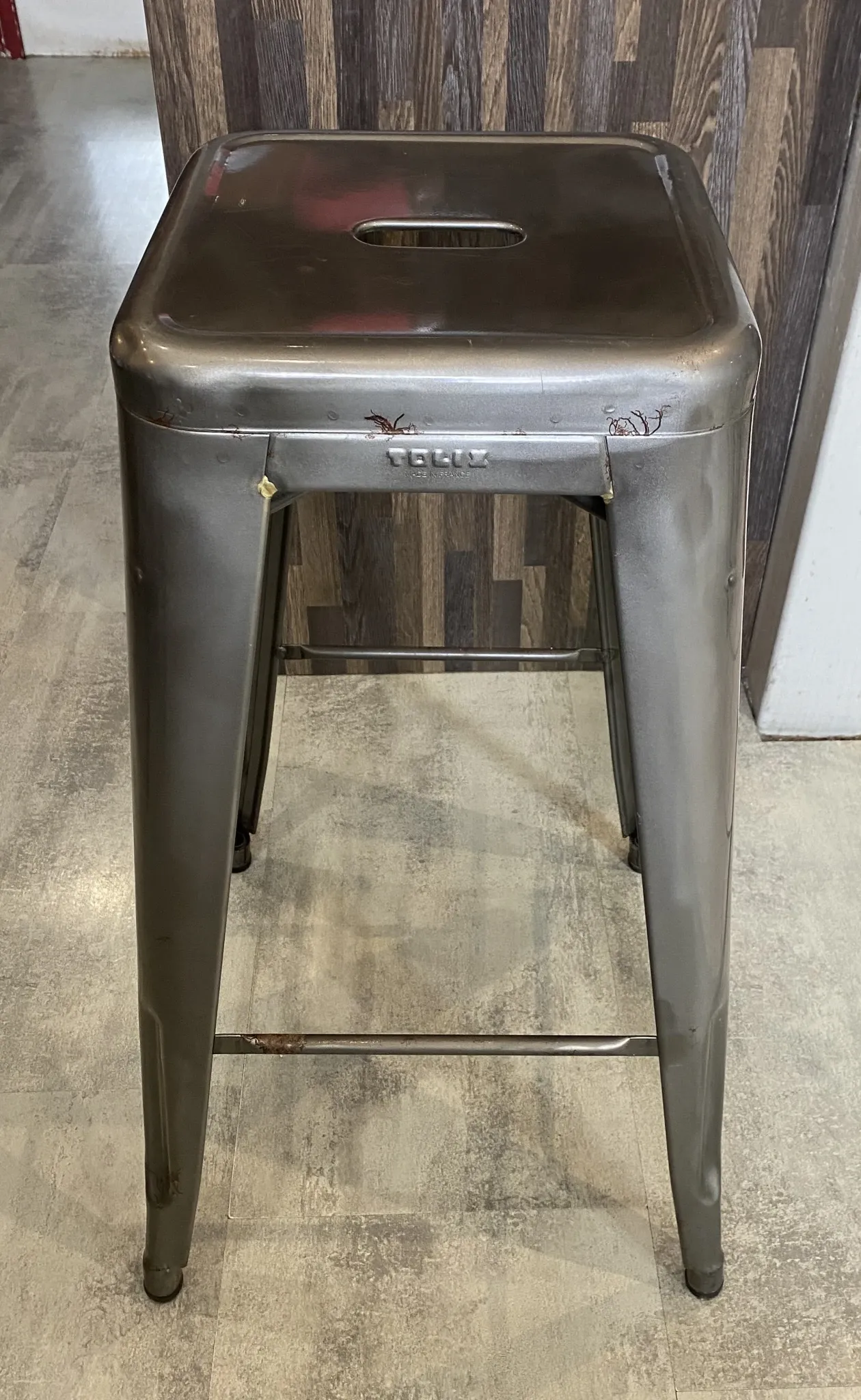 Tolix h75 industrial high bar stool, stackable, varnished metal.