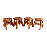 Set of 4 pine mountain stools