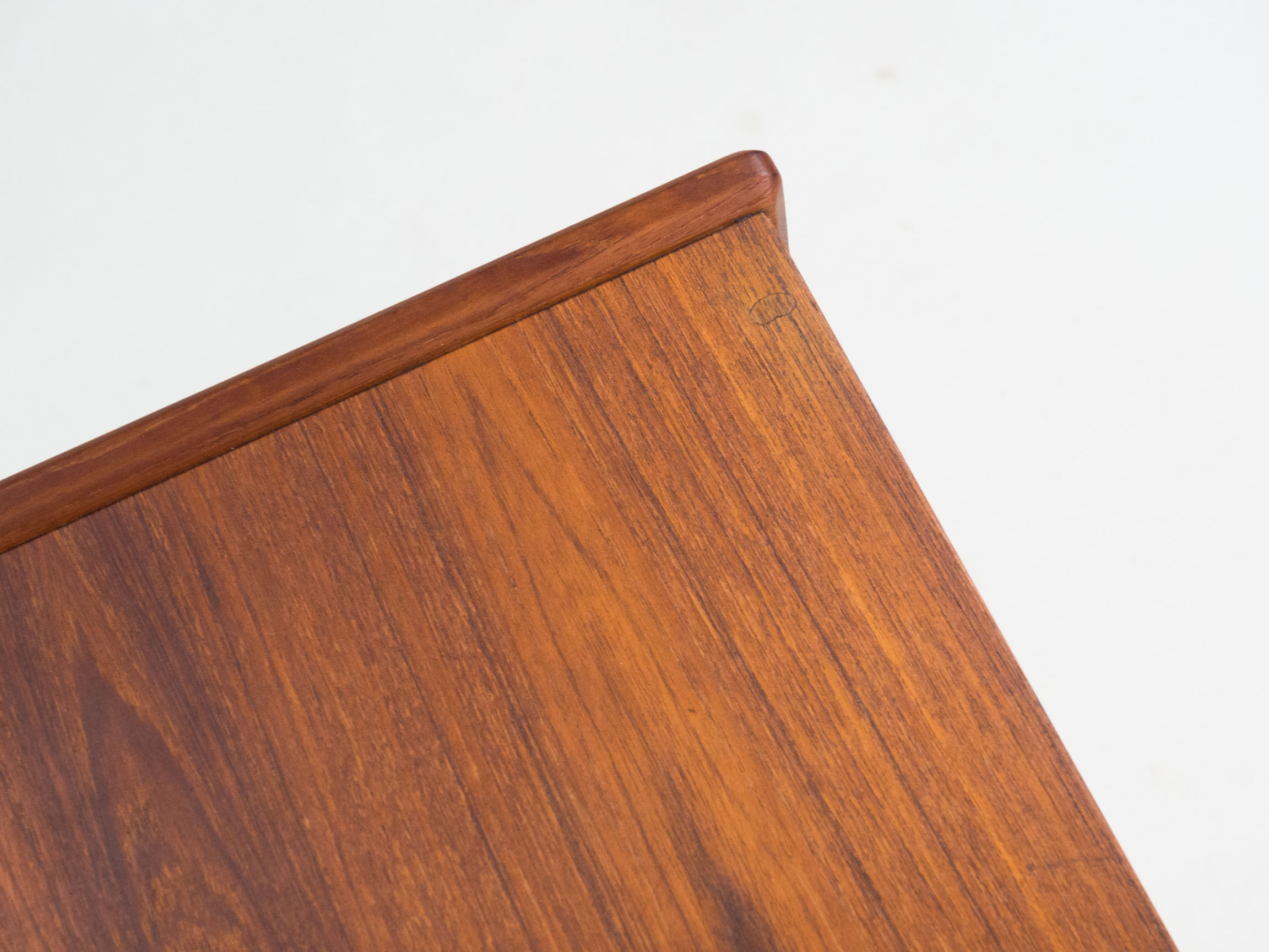 ‘model 56’ free standing teak desk by Arne Wahl Iversen for Vinde Møbelfabrik