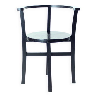 Fauteuil club en chêne noir de l'entre-deux-guerres, Tchécoslovaquie, années 1930