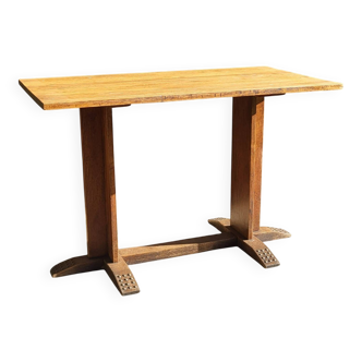 Bistro table